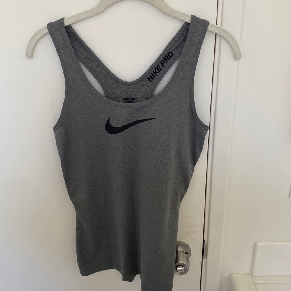 NIKE PRO gray tank